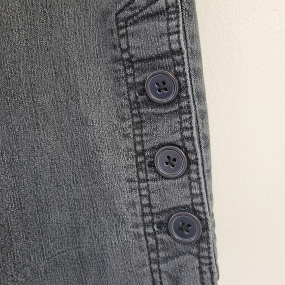 Larry Levine Woman Capris 22W - Picture 3 of 6